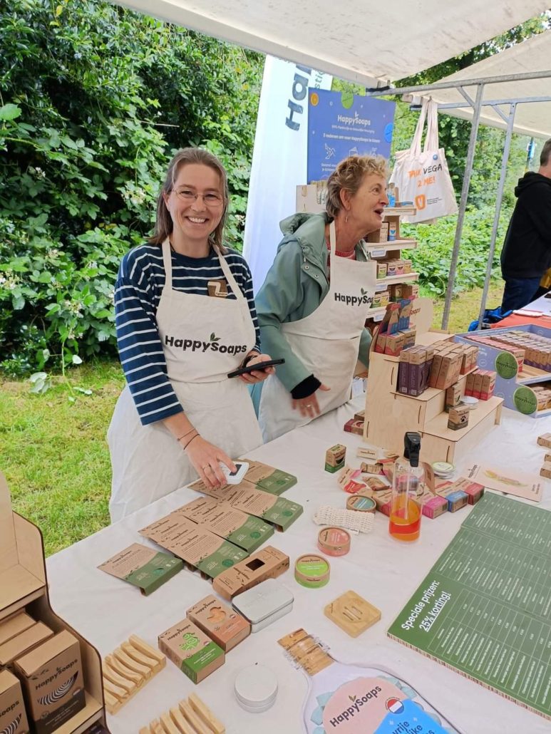 Planty of Food Festival Happy Soaps kraam Tiphaine Nicole vrijwilligerswerk