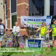 Een warme opruimochtend in Apeldoorn